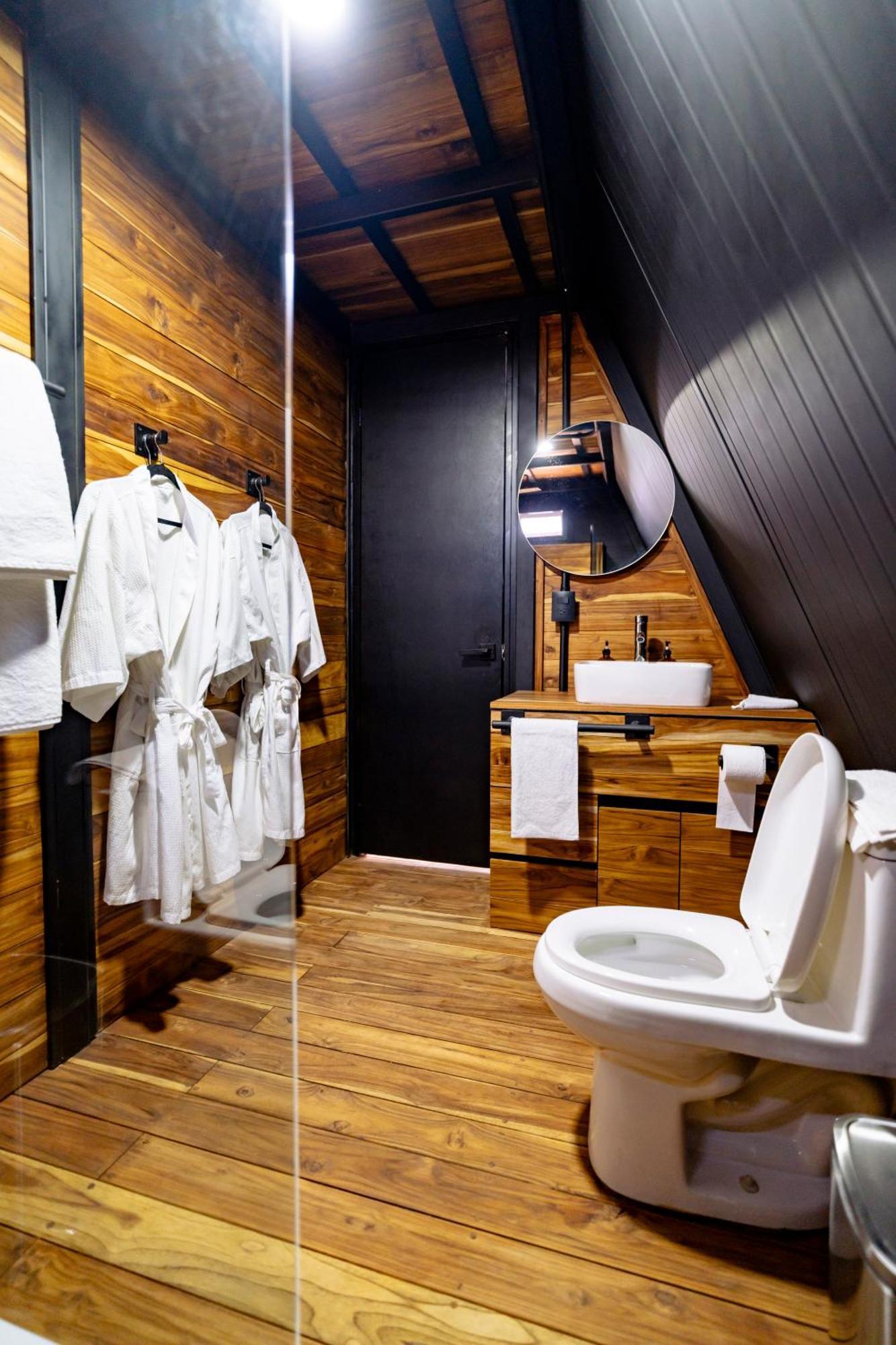 Hotel Coyote Alcocer ภายนอก รูปภาพ